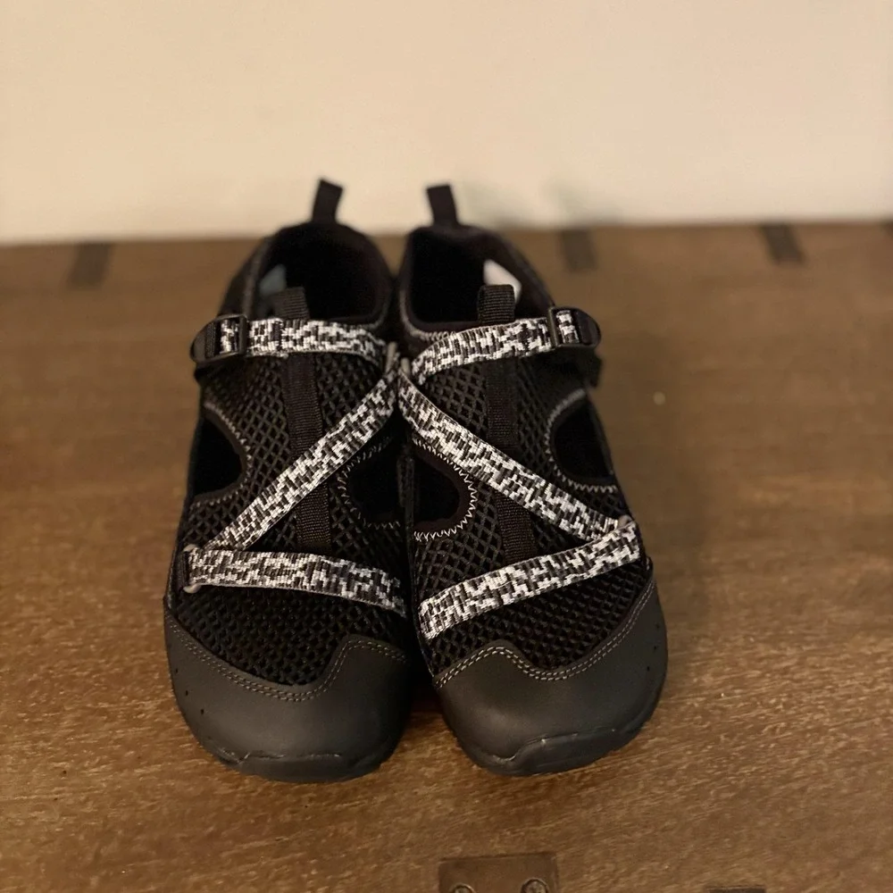 Chaco Sandals Girls Size‎ 6 Black Mesh Fisherman Water Shoes Adjustable Strap